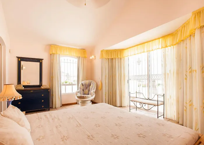 Вілла Kantuta *